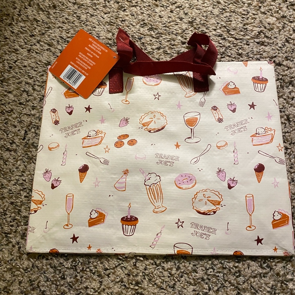 NWT Trader Joe’s reusable gift bag